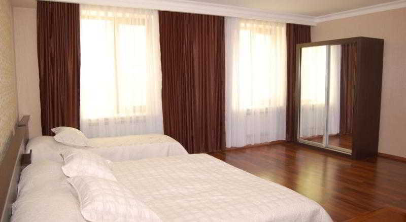 Xudaferin Hotel บากู ภายนอก รูปภาพ