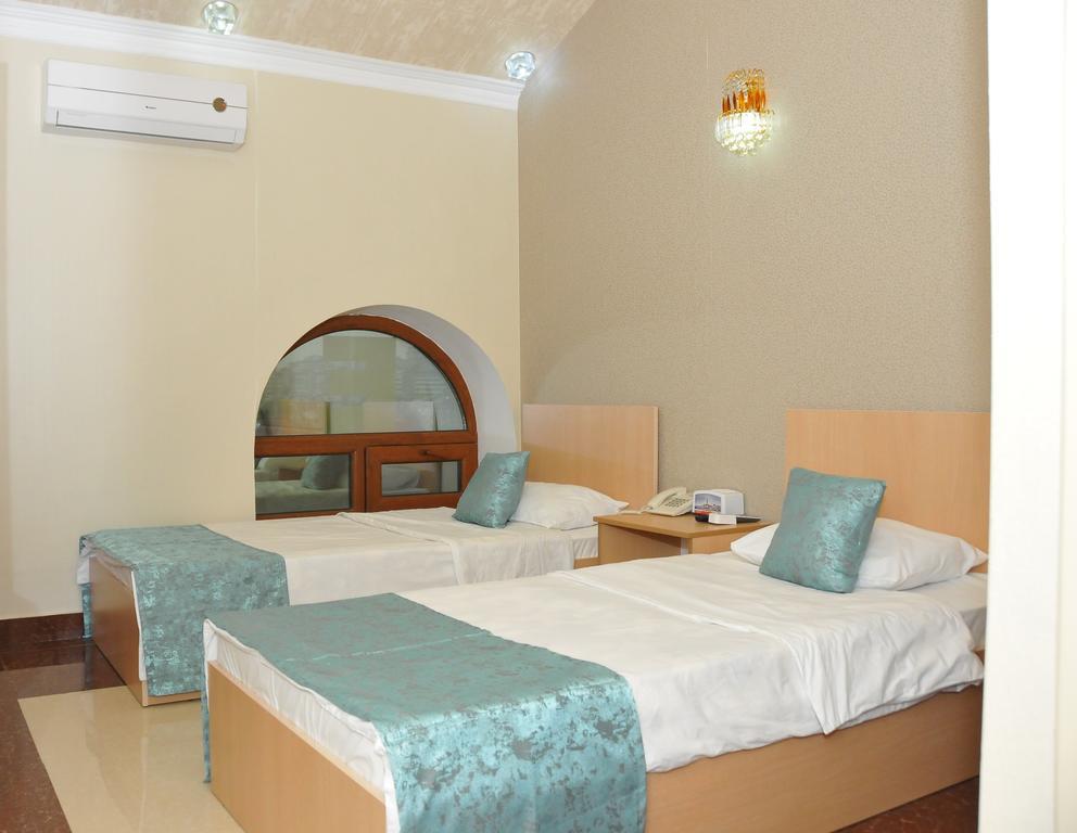 Xudaferin Hotel บากู ภายนอก รูปภาพ