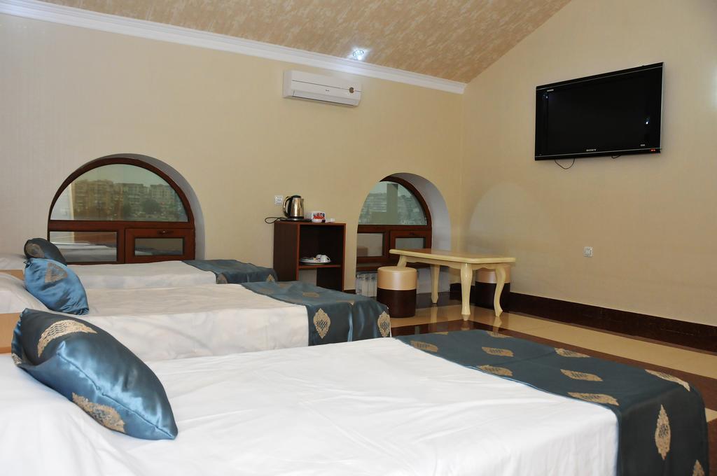 Xudaferin Hotel บากู ภายนอก รูปภาพ