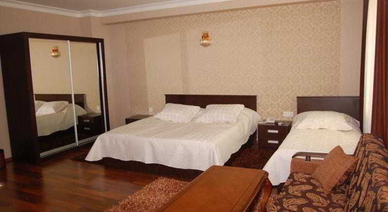 Xudaferin Hotel บากู ภายนอก รูปภาพ